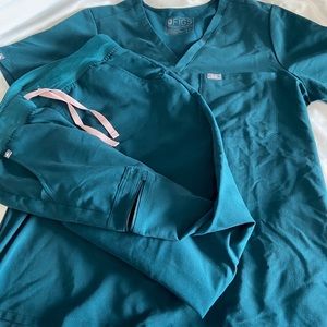 Figs women's Caribbean Blue set